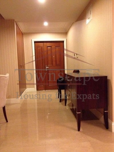 comfortable apartment shanghai Family friendly apartment near Jing´an area