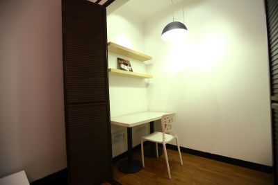 Renting decorated apartment Shanghai Stunning bachelor apartment in French Concession