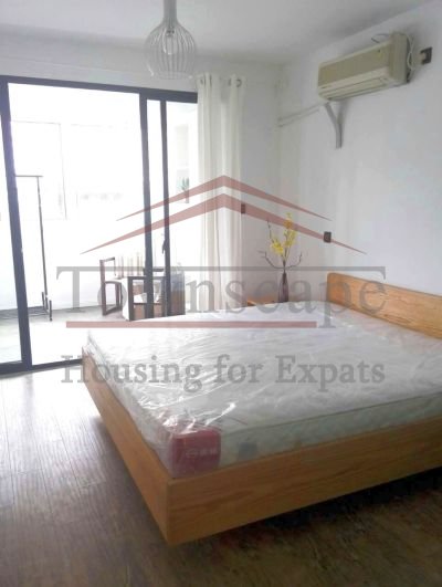 Renting apartment people square shanghai Western friendly apartment in Jing´an area