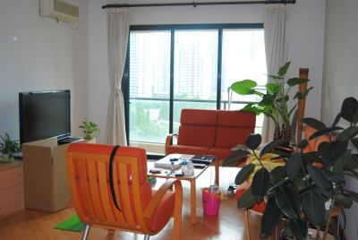 renting apartments shanghai Spacious expat friendly apartment in Xujiahui area