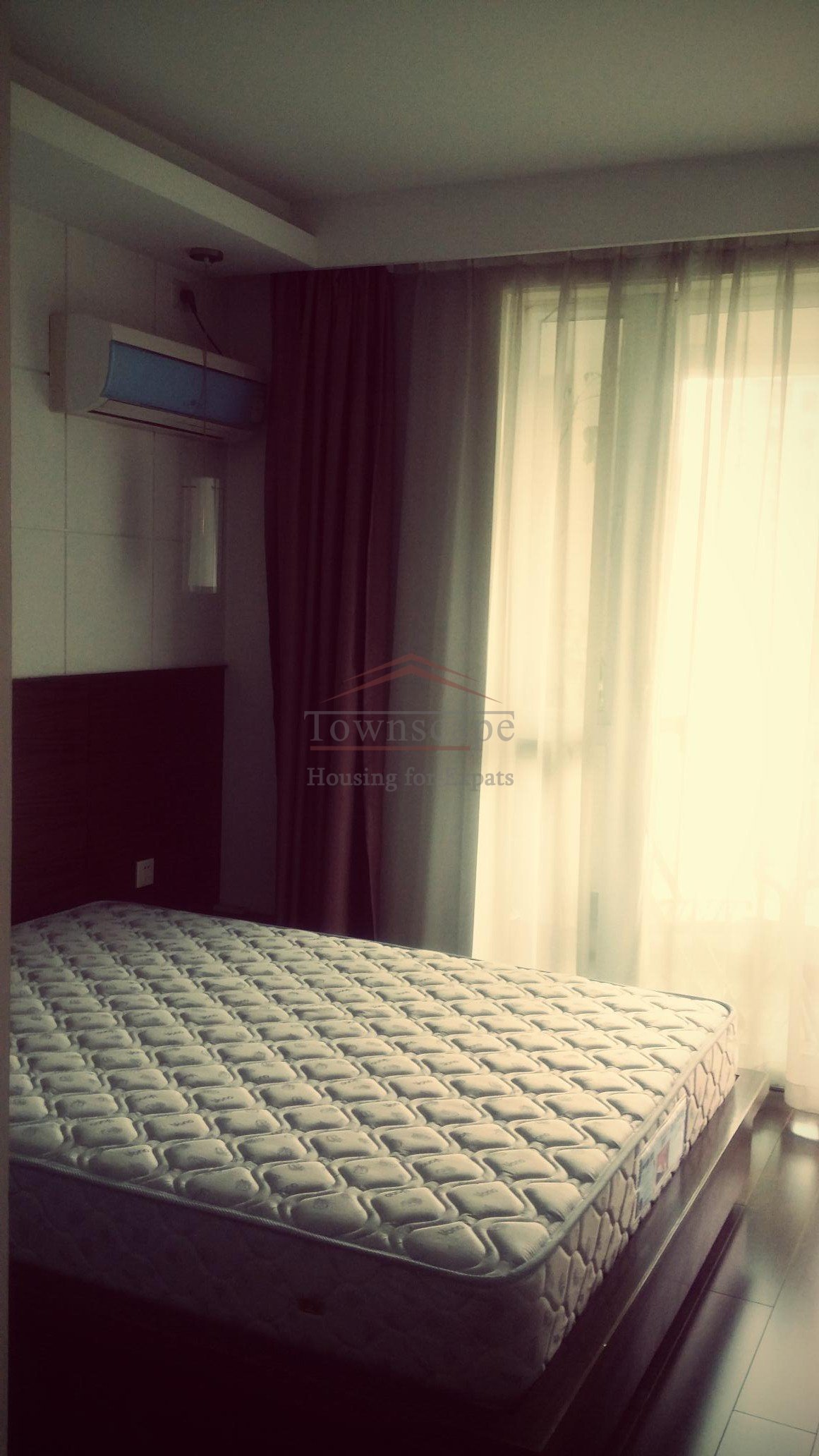 bright apartment zhongshan park Spacious brand new apartment bright and modern