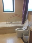 Oriental Manhattan compound apartment bathroom Modern 3br Apartment in Oriental Manhattan compound Xujiahui