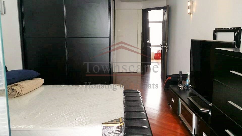 shanghai apartment with roof garden Duplex apartment with roof Terrace in Pudong