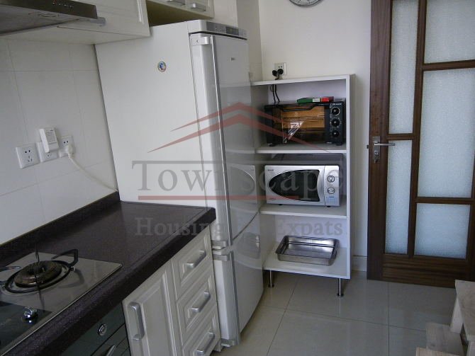 shanghai apartment near People\ width= Cosy three bedroom apartment near West Nanjing Road