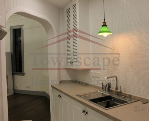 shanghai apartment near west Nanjing road Graceful 2 br old apartment near North Shaanxi road