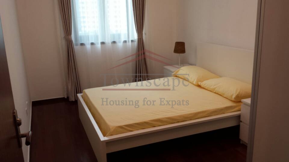 Shanghai apartment in Financial district Good quality 3br apartment by HuangPu river