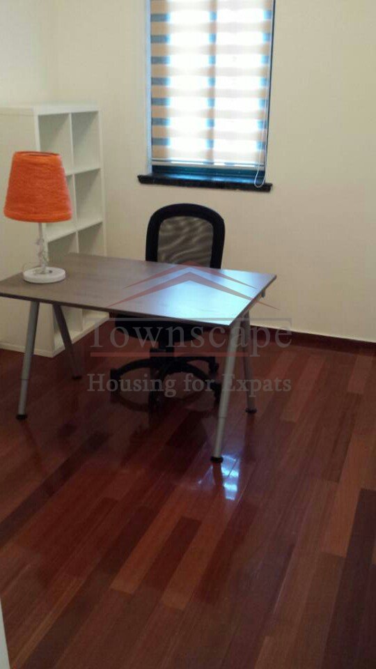  Good quality 3br apartment by HuangPu river