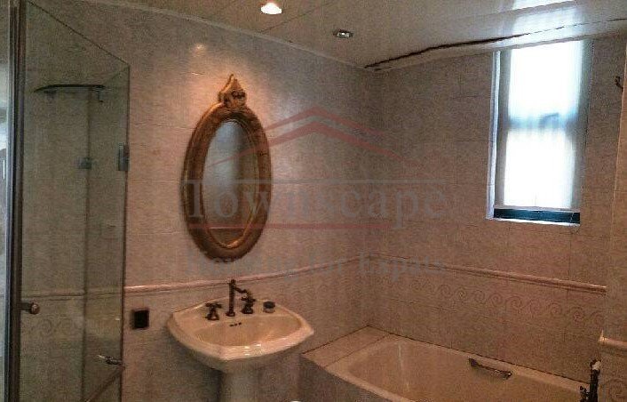 Shanghai apartment with view of river Rare 5br luxury apartment by Huangpu River