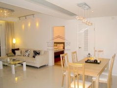 Shanghai Skyline Mansion apartment Superb modern 2br apartment in Pudong Lujiazui CBD