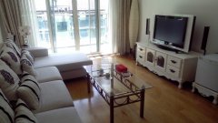 West Nanjing Road 2br apartment Beautiful bright 2br apartment nr Nanjing Road