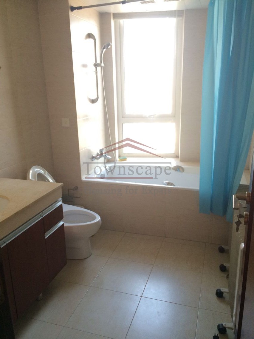 Shanghai new apartment in Jing\am Amazing 3br apartment in new compound