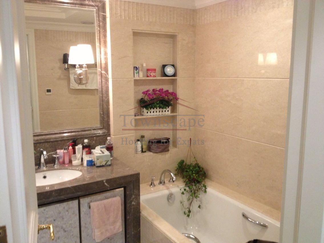 shanghai apartment close to the central area of the city Lovely 2br apartment in French Concession area