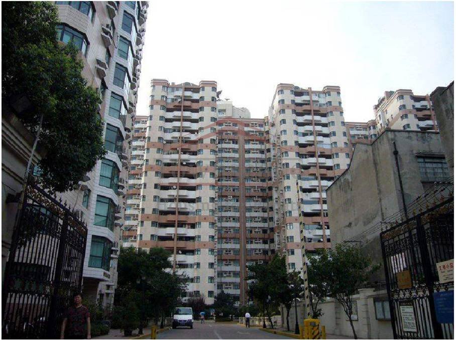 Shanghai grand Plaza club Luxury 3 br apartment in Jing