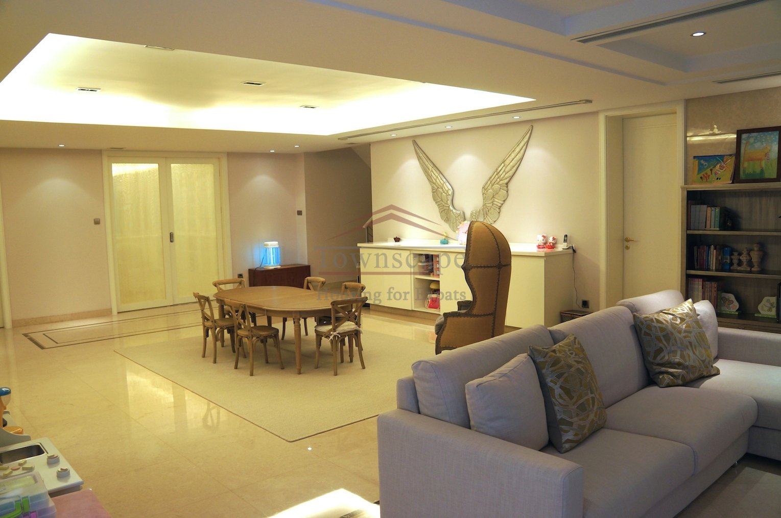 shanghai apartment near WISS Ultimate luxury apartment in new Hongqiao compound