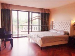 Shanghai big family apartment Very spacious, newly renovated 4br apartment in Xujiahui