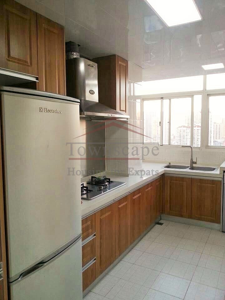 Shanghai new apartment in Xujiahui Peaceful 3br apartment in Xuhui district