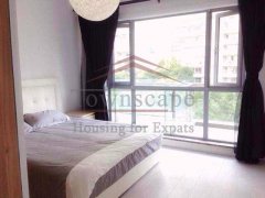  Sunny 3br Apartment in Lujiazui Central Park