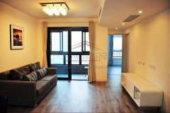 Shanghai Zhongshan Park 2br Modern 2br apartment in new compound nr Zhongshan Park