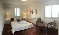  Decent, Sunny 3br Apartment in Xujiahui