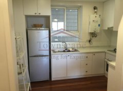  Decent, Sunny 3br Apartment in Xujiahui