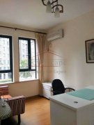  Sunny, Warm 3BR Apartment in Pudong nr Century Park