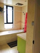  Sunny, Warm 3BR Apartment in Pudong nr Century Park