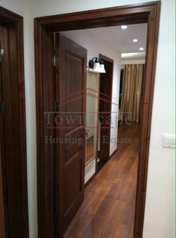 Rent apartment in Shanghai Spacious 3 BR Apartment Century Garden Pudong Line 1/7