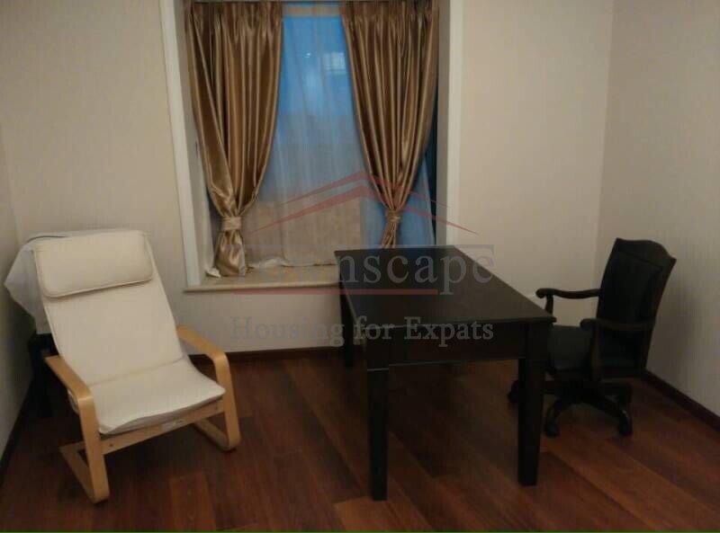 Shanghai China rentals Spacious 3 BR Apartment Century Garden Pudong Line 1/7