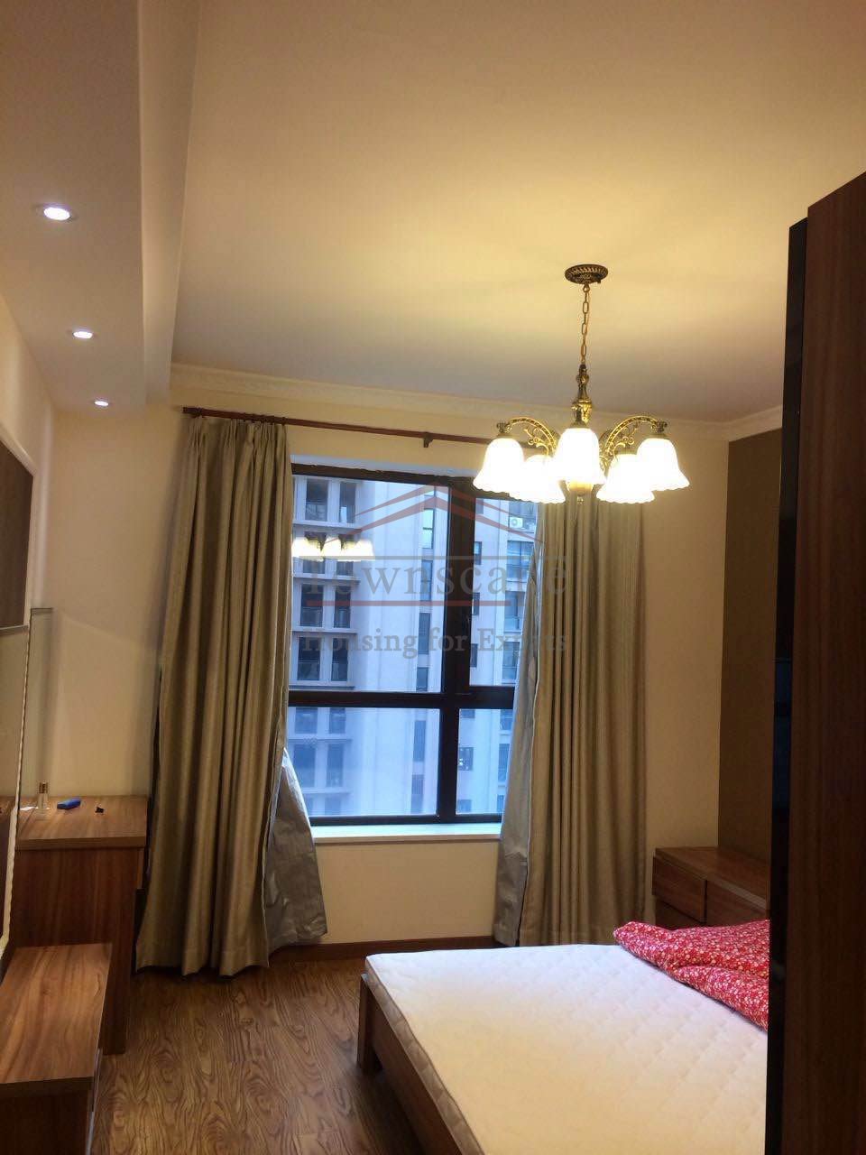 Rent house in Shanghai Great Value 3 BR apartment for rent beside Madang rd Station