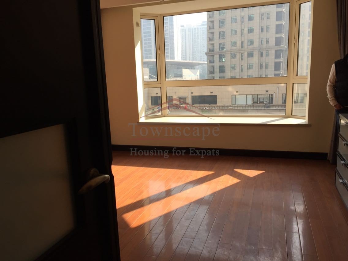 apartment rent shanghai Spacious 3 Bedroom luxury apartment Lakeville Xintiandi L10/1