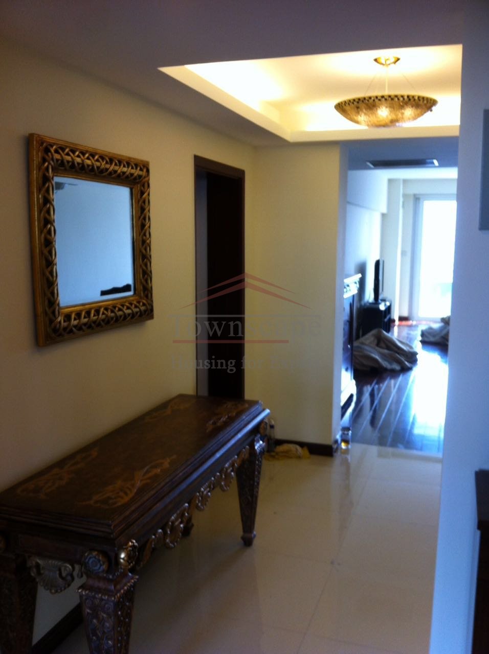 house for rent in Shanghai Excellent 3 BR apartment Central Shanghai Line 2/11