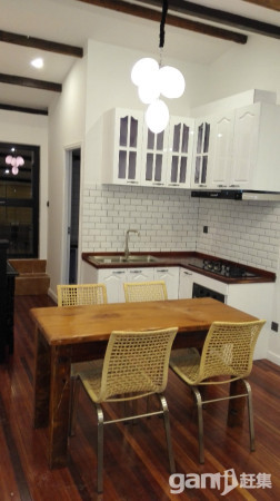 Shanghai house for rent Excellent 2 bed Lane House in French Concession L1/10 & 9