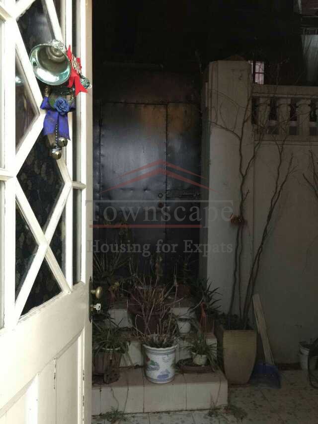 Shanghai rent Great 1 Bed Apartment beside South Shanxi rd L1&10