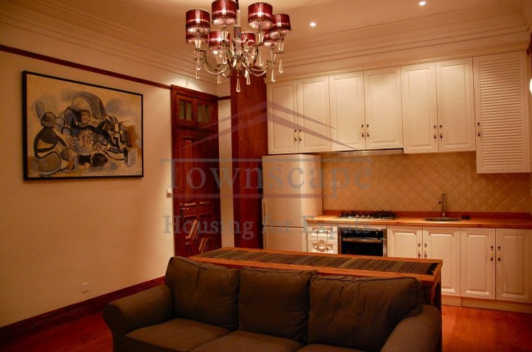 rent in Shanghai Excellent 1 BR Lane house in Jing An area L2/7/11