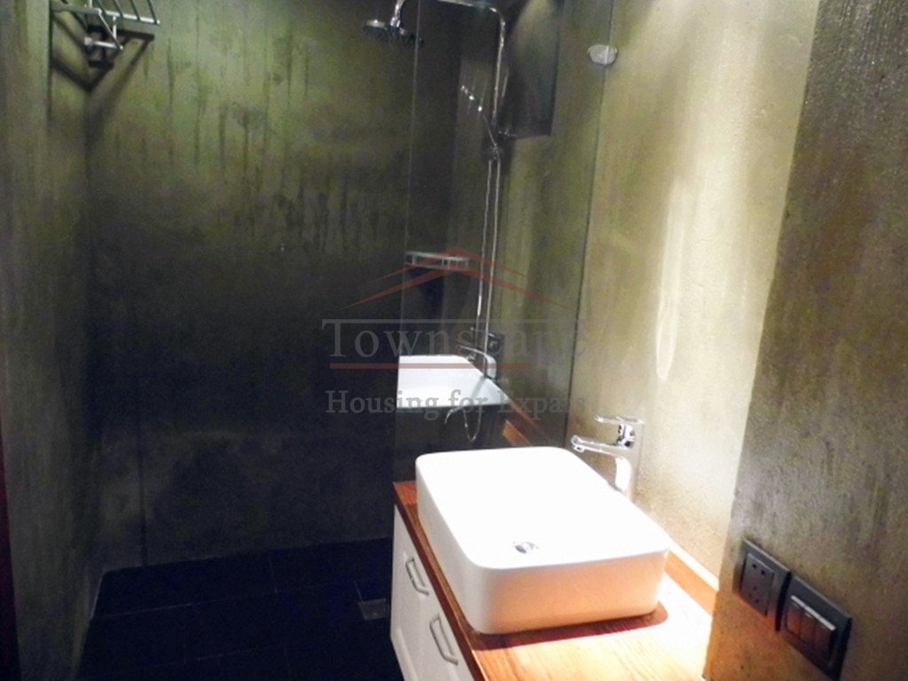  Perfect One Bedroom Apartment for rent in Central Shanghai L1&10