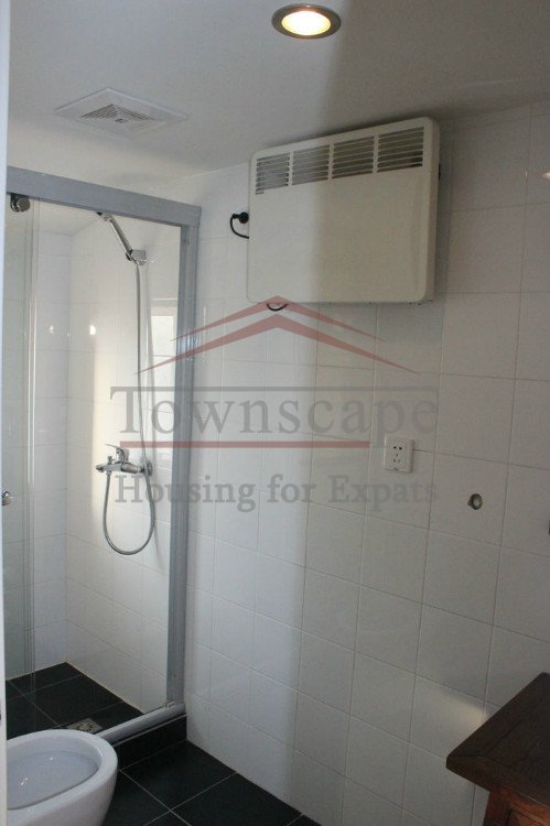 rent in shanghai Clean and spacious 1 Bed Apt. middle of the French Concession