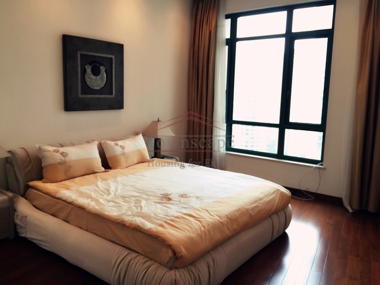 expat housing shanghai Stunning 3 Bed Apt in Lujiazui Yanlord Garden luxury complex