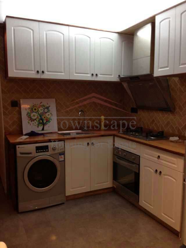 Townscape Housing 1 BR Lane House French Concession Metro L 1&10