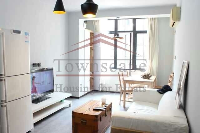  1 BR Lane House French Concession Metro L 1&10