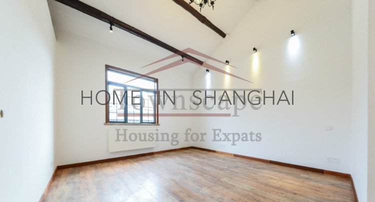  Gorgeous 2 bedroom Lane House in Shanghai French Concession