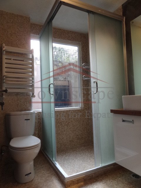  Brilliant 3BR Renovated Lane House Changshu road L 1&7 w/ garden