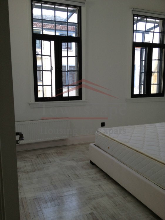 Shanghai French Concession 2 Bedroom Lane House with balcony middle of French Concession