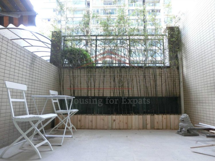  Fantastic 3 BR Xujiahui apt w/garden and terrace & Pool