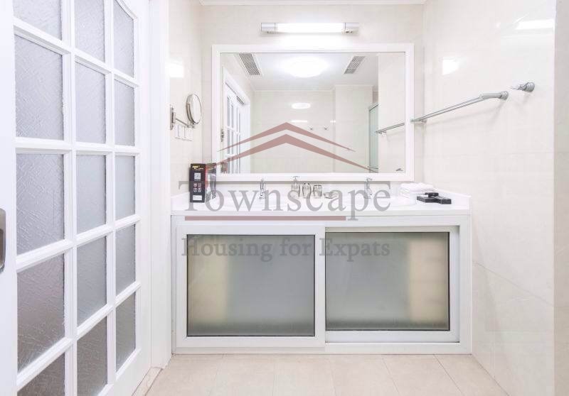  Fantastic 4 br Apt. in Shanghai French Concession