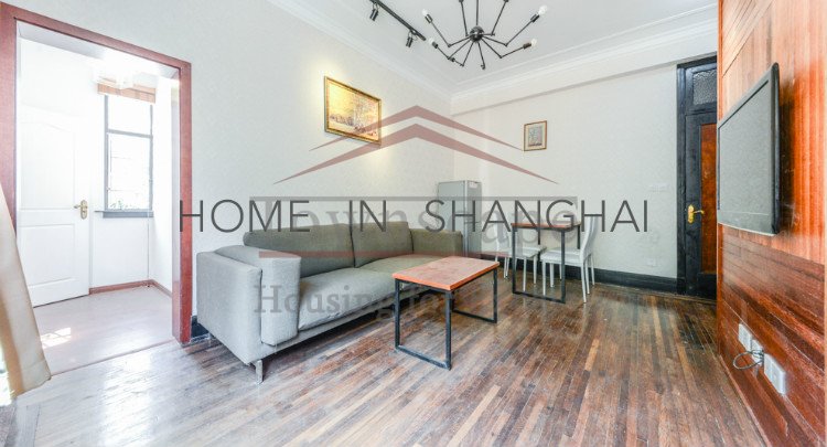  Well Priced 2 bedroom Lane House in Shanghai Old Town L1