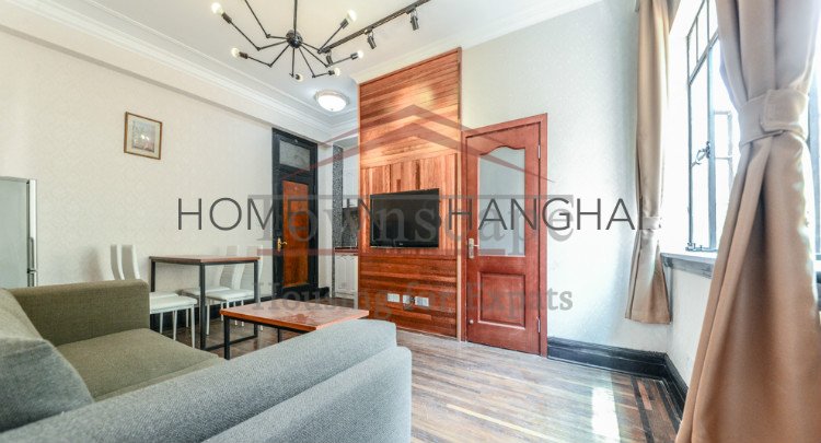  Well Priced 2 bedroom Lane House in Shanghai Old Town L1