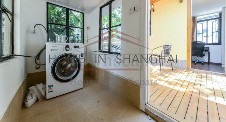  Well Priced 2 bedroom Lane House in Shanghai Old Town L1