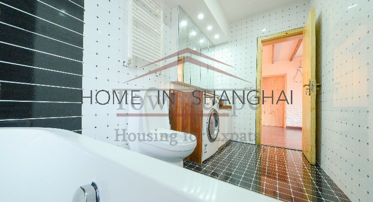  Renovated 2 bedroom Lane House nr Tianzifang & L9