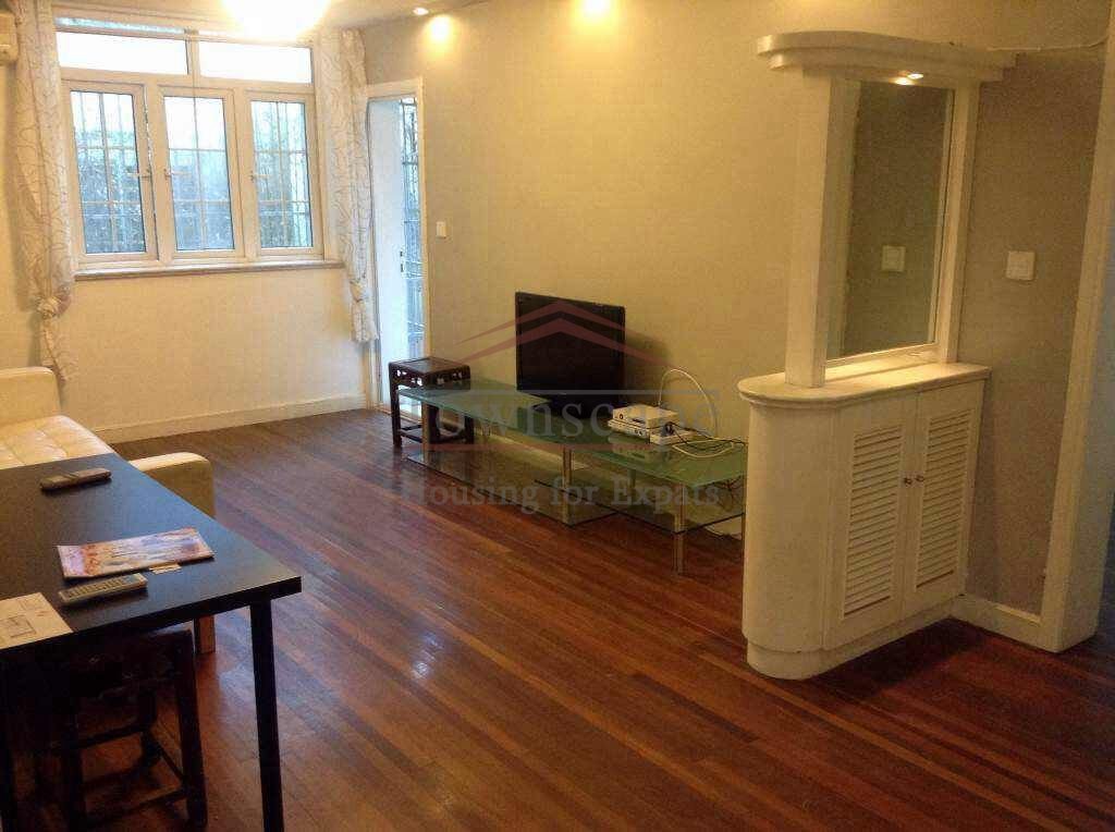  Excellent 2 bedroom Lane house on Yongfu road w/yard