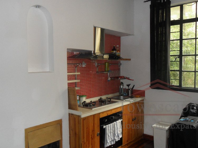  Cozy 1BR Lane house for rent in Jing an Temple area